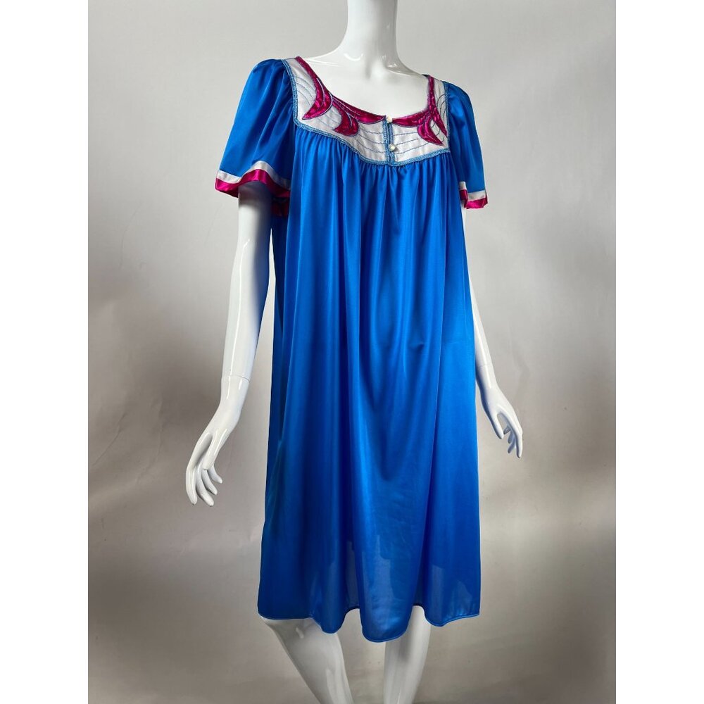 Vintage Henson Blue Nylon Nightgown With Pink & White Trim Small NWT Made in USA